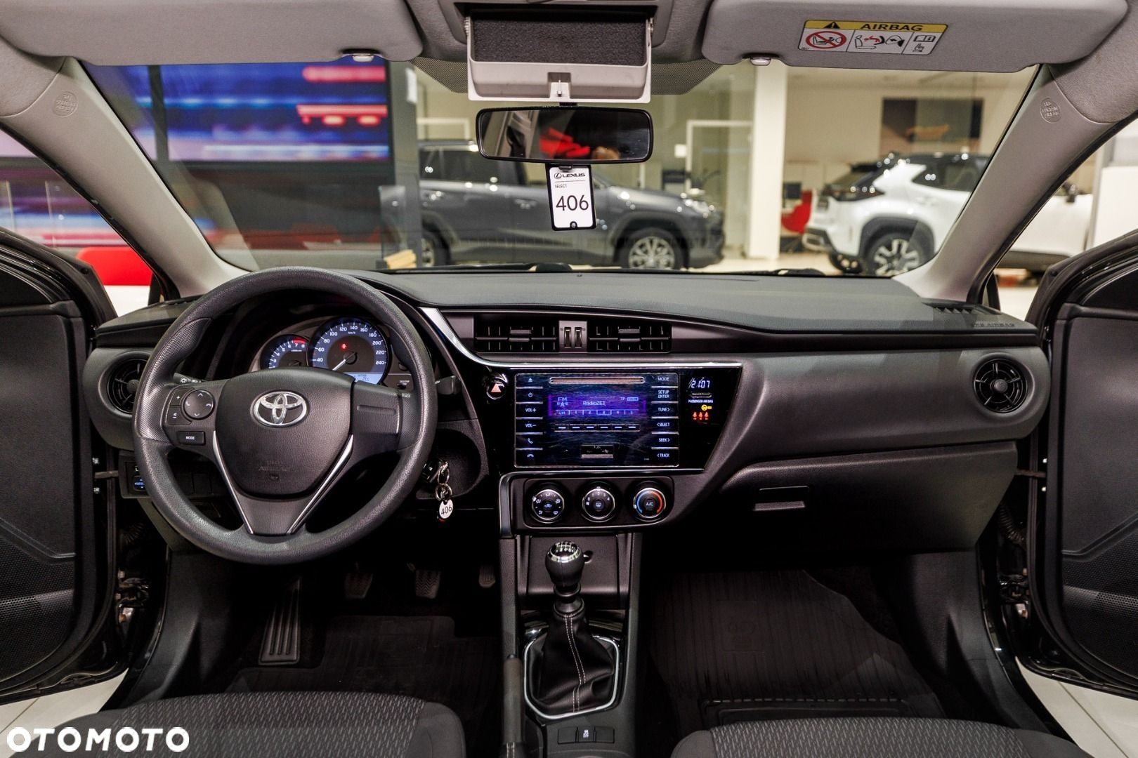 Toyota Corolla - 7