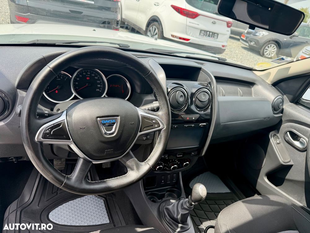 Dacia Duster dCi 110 FAP 4x2 Prestige - 9