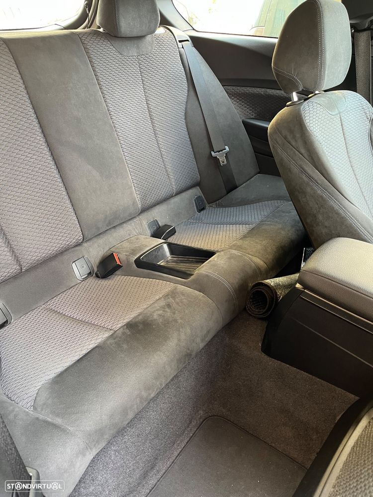 BMW 118 d Pack M - 10