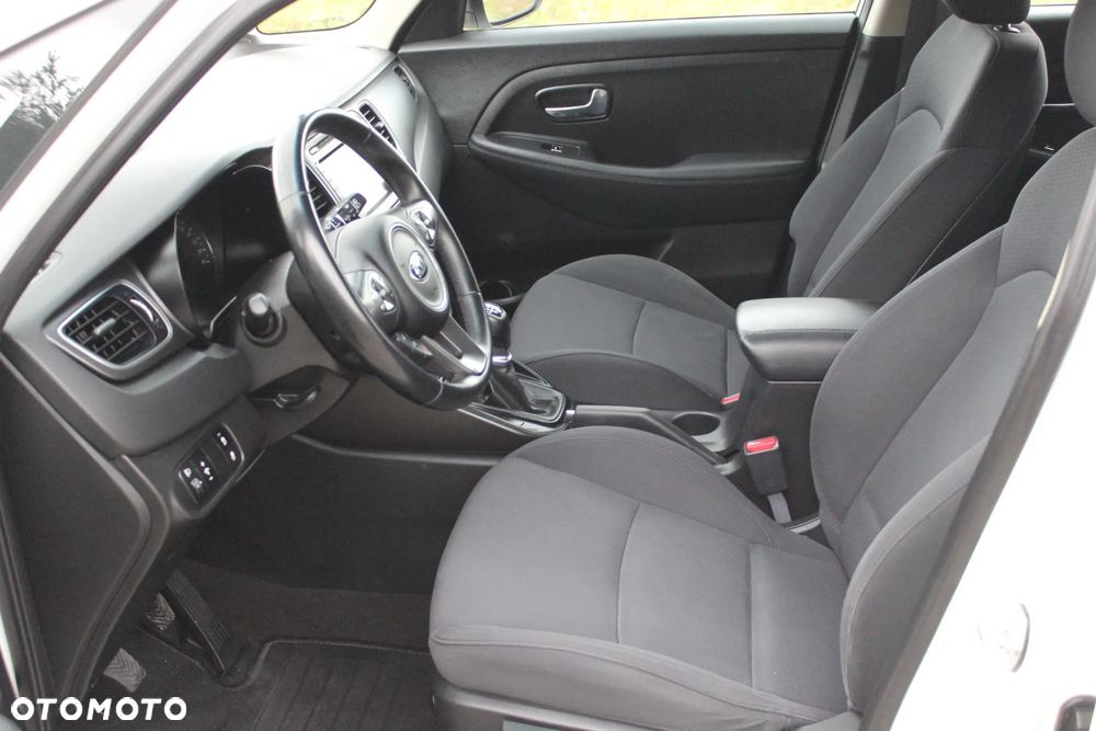 Kia Carens 1.7 CRDi 115 Dream Team Edition - 25