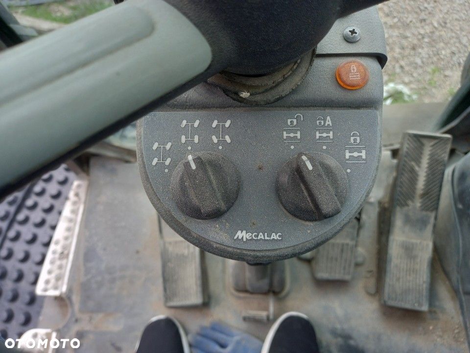Mecalac - 16