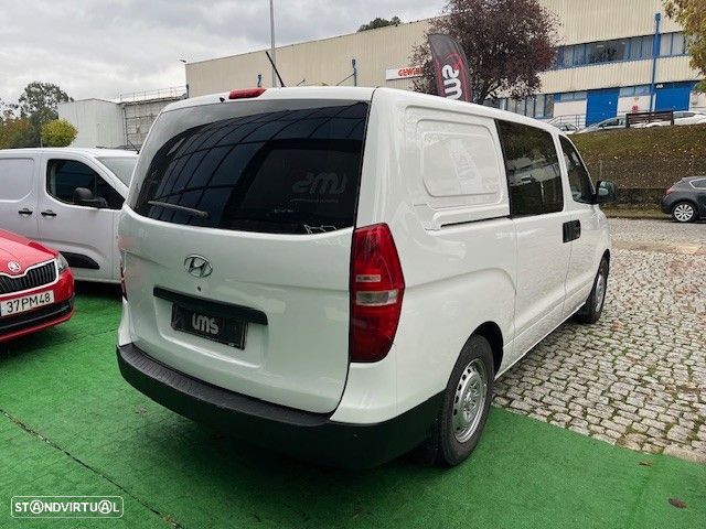 Hyundai H-1 2.5 CRDi 6L - 4