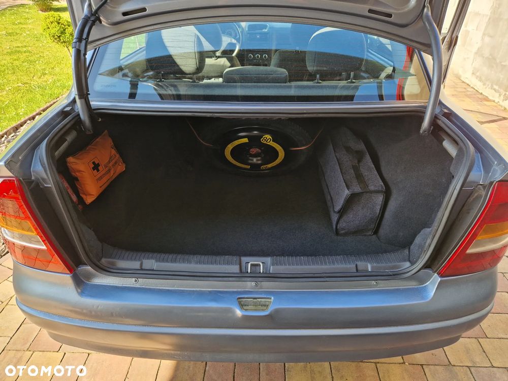 Opel Astra - 12