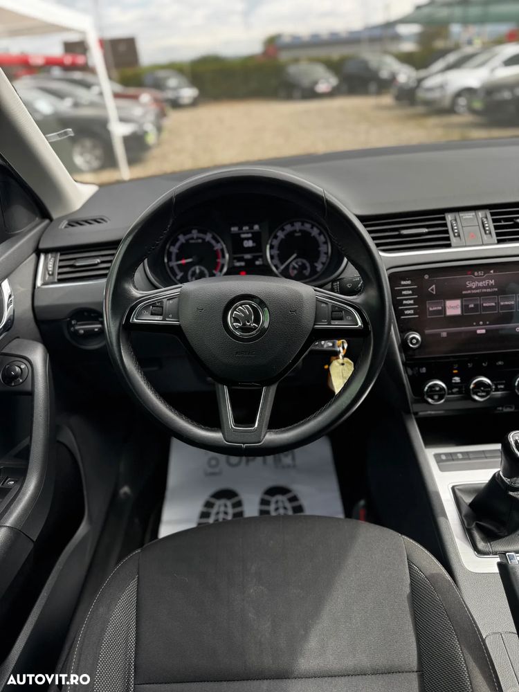 Skoda Octavia - 21