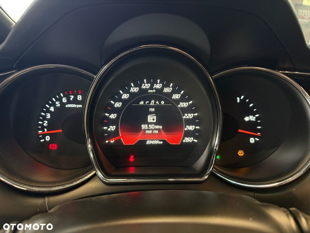 Kia Ceed - 26