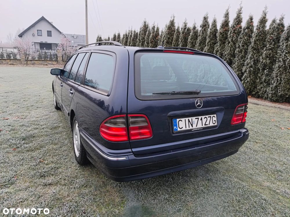 Mercedes-Benz Klasa E 270 T CDI Avantgarde - 10