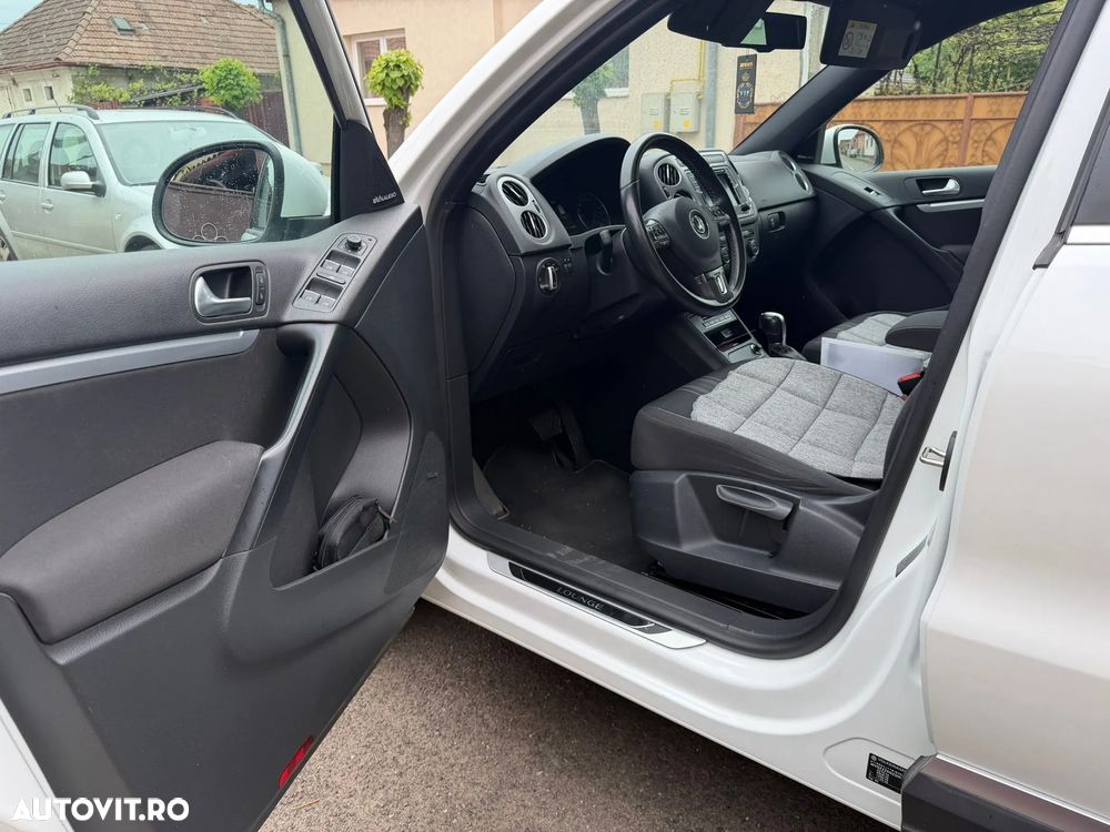Volkswagen Tiguan 2.0 TDI DPF 4Motion BlueMotion Technology DSG Exclusive - 9