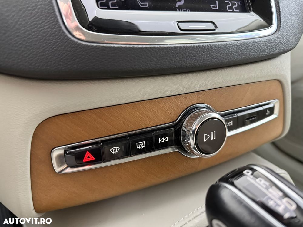 Volvo XC 90 D5 AWD Inscription - 16
