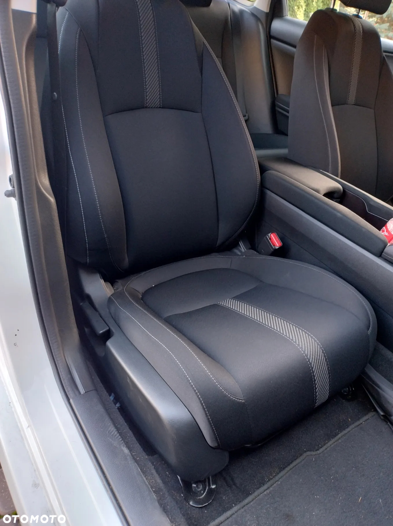 Honda Civic 2.0 i-VTEC LX CVT - 18