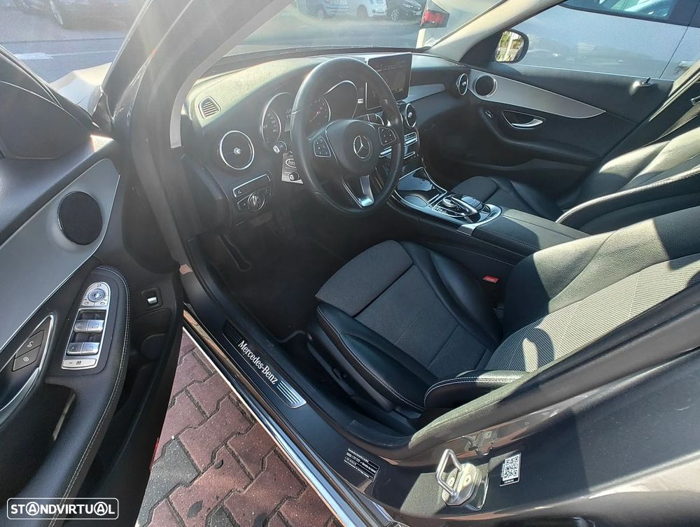 Mercedes-Benz C 350 - 14
