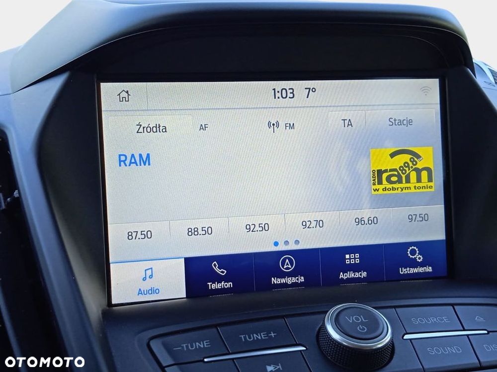 Ford Kuga 1.5 EcoBoost 2x4 Titanium - 21