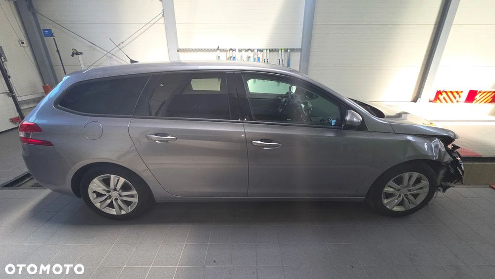 Peugeot 308 1.6 BlueHDi Active S&S - 3