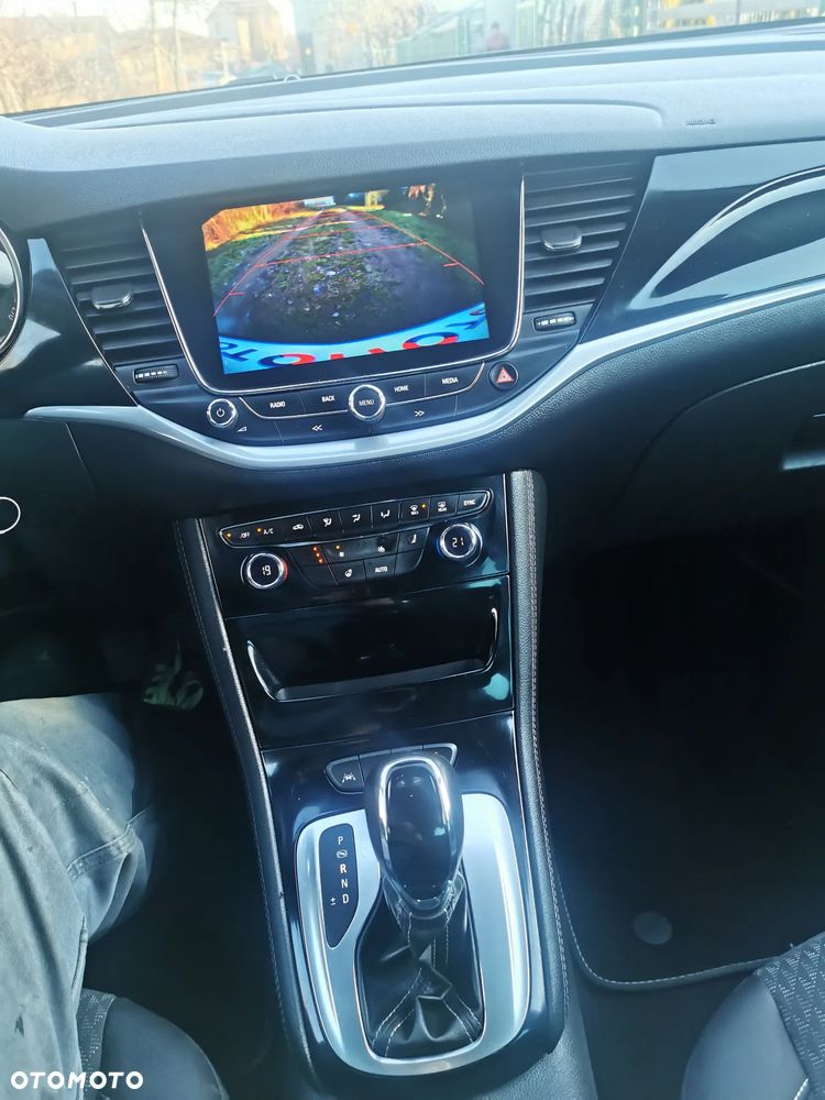 Opel Astra 1.4 Turbo Start/Stop Automatik Innovation - 2