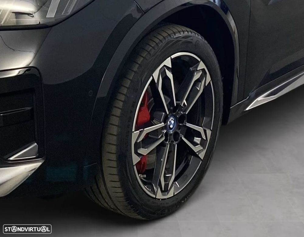 BMW iX2 eDrive20 Pack Desportivo M Pro - 7