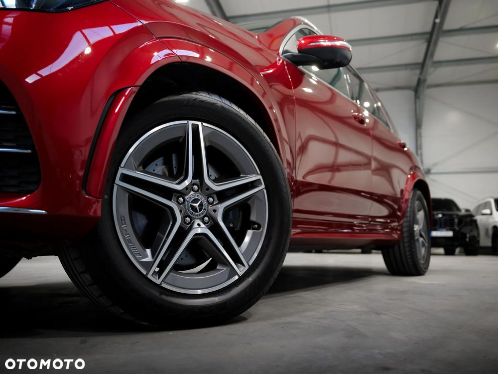 Mercedes-Benz GLE 300 d 4Matic 9G-TRONIC AMG Line - 3