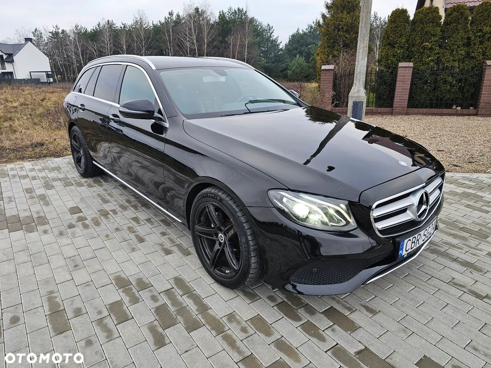 Mercedes-Benz Klasa E 220 d 9G-TRONIC Exclusive - 11