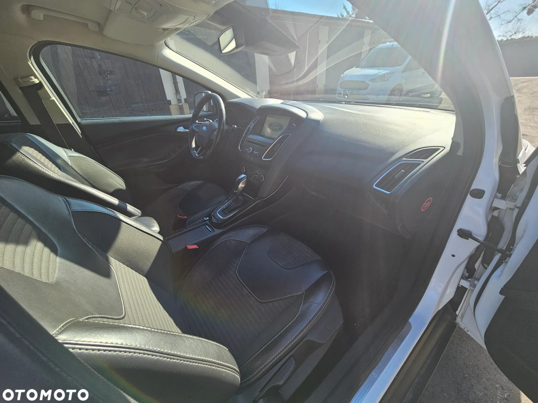 Ford Focus 2.0 TDCi SYNC Edition ASS PowerShift - 13
