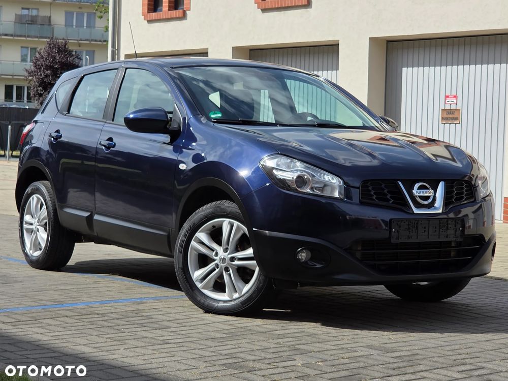 Nissan Qashqai 2.0 dCi DPF lounge - 10