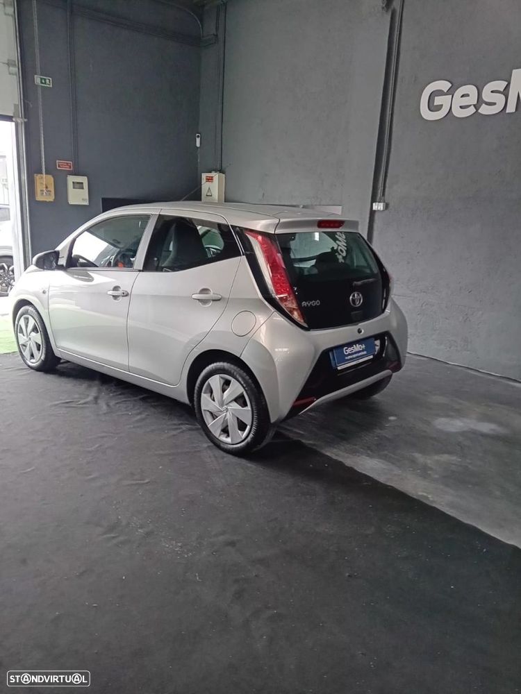Toyota Aygo 1.0 X-Play+AC - 5