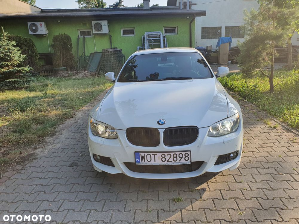 BMW Seria 3 335i - 22