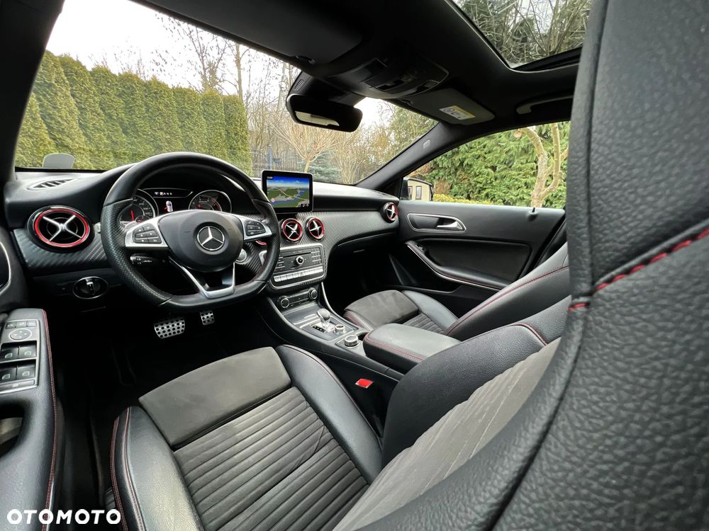 Mercedes-Benz Klasa A AMG 45 4Matic AMG Speedshift 7G-DCT - 26