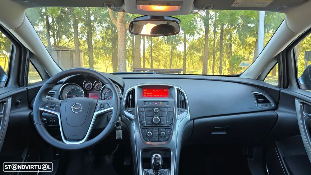 Opel Astra 1.7 CDTI Cosmo - 28