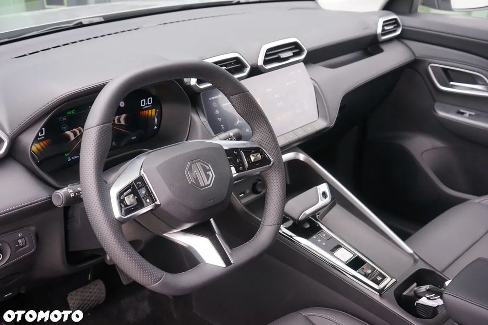 MG ZS 1.5 HEV+ Exclusive - 14