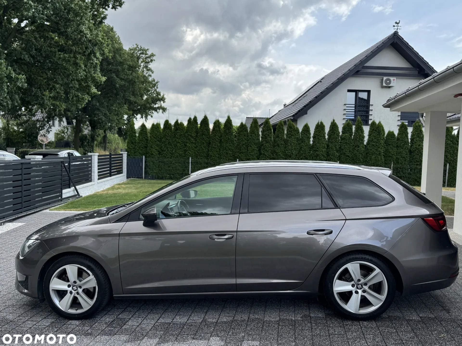 Seat Leon 1.8 TSI Start&Stop DSG FR - 6
