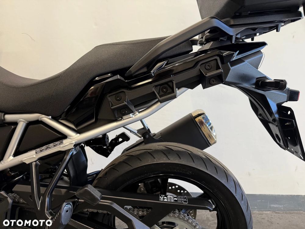 Suzuki V-STROM - 28