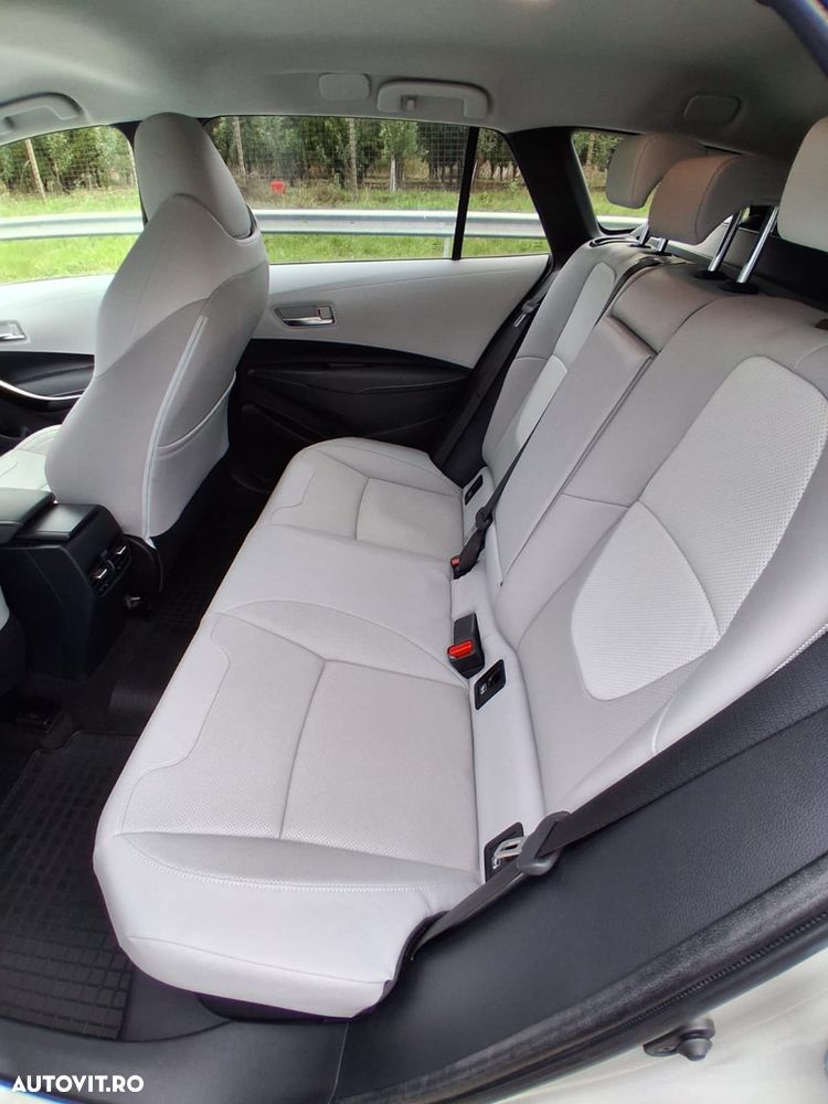 Toyota Corolla 2.0 GR Sport - 10