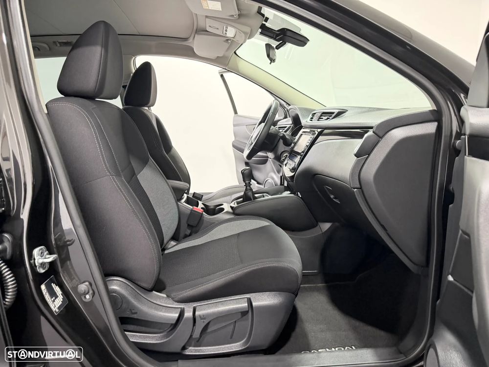 Nissan Qashqai 1.5 dCi N-Connecta - 34