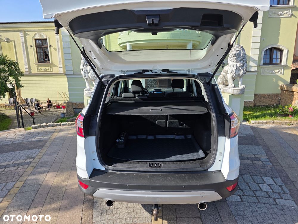 Ford Kuga 2.0 TDCi AWD Titanium - 24