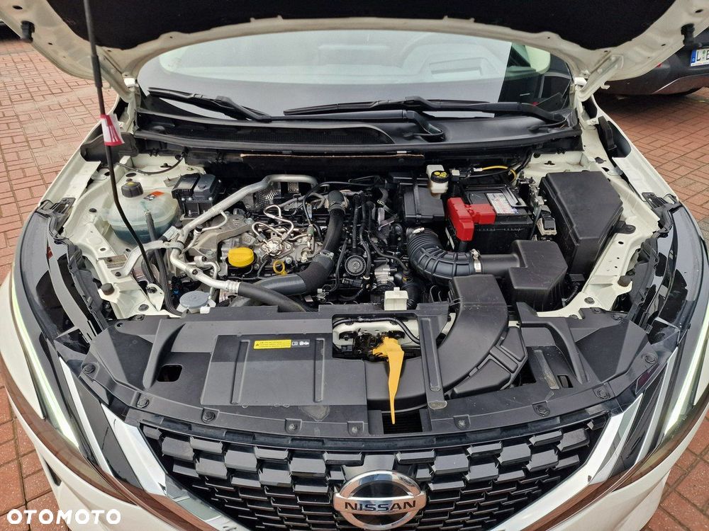 Nissan Qashqai 1.3 DIG-T MHEV Premiere Edition - 39
