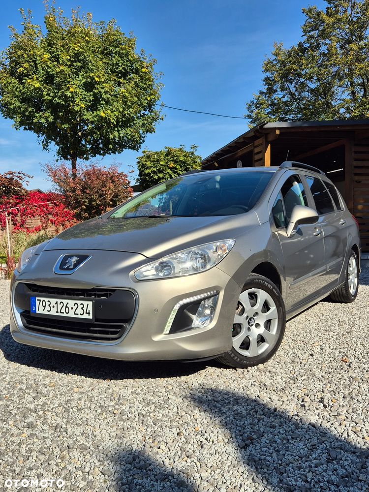 Peugeot 308 HDi FAP 150 Business Line Niveau 2 - 1