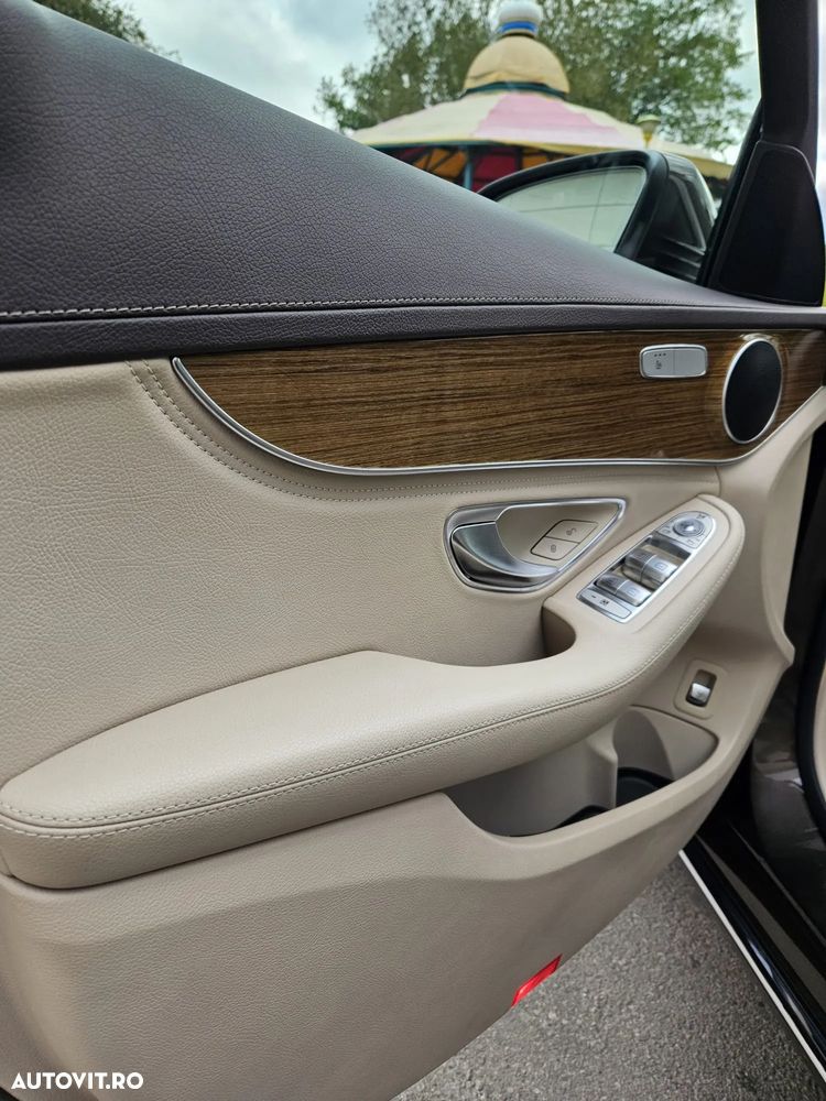 Mercedes-Benz C 220 CDI DPF (BlueEFFICIENCY) 7G-TRONIC Elegance - 16