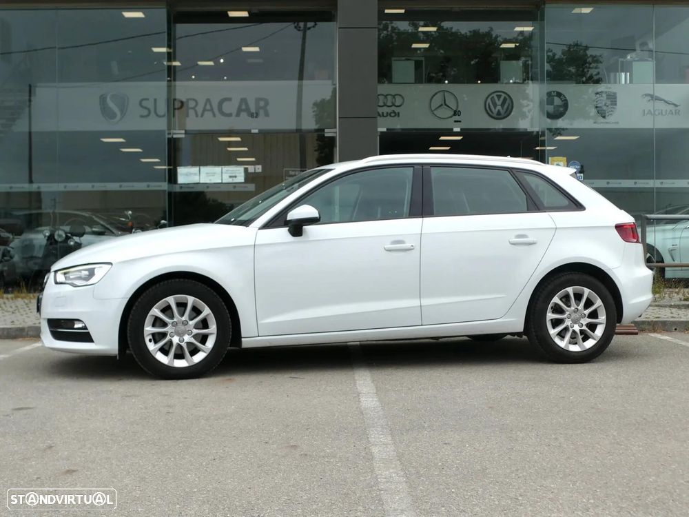 Audi A3 Sportback 1.6 TDI Advance Ultra - 17