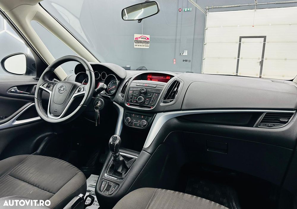 Opel Zafira Tourer 2.0 CDTI ECOFLEX Start/Stop Active - 23