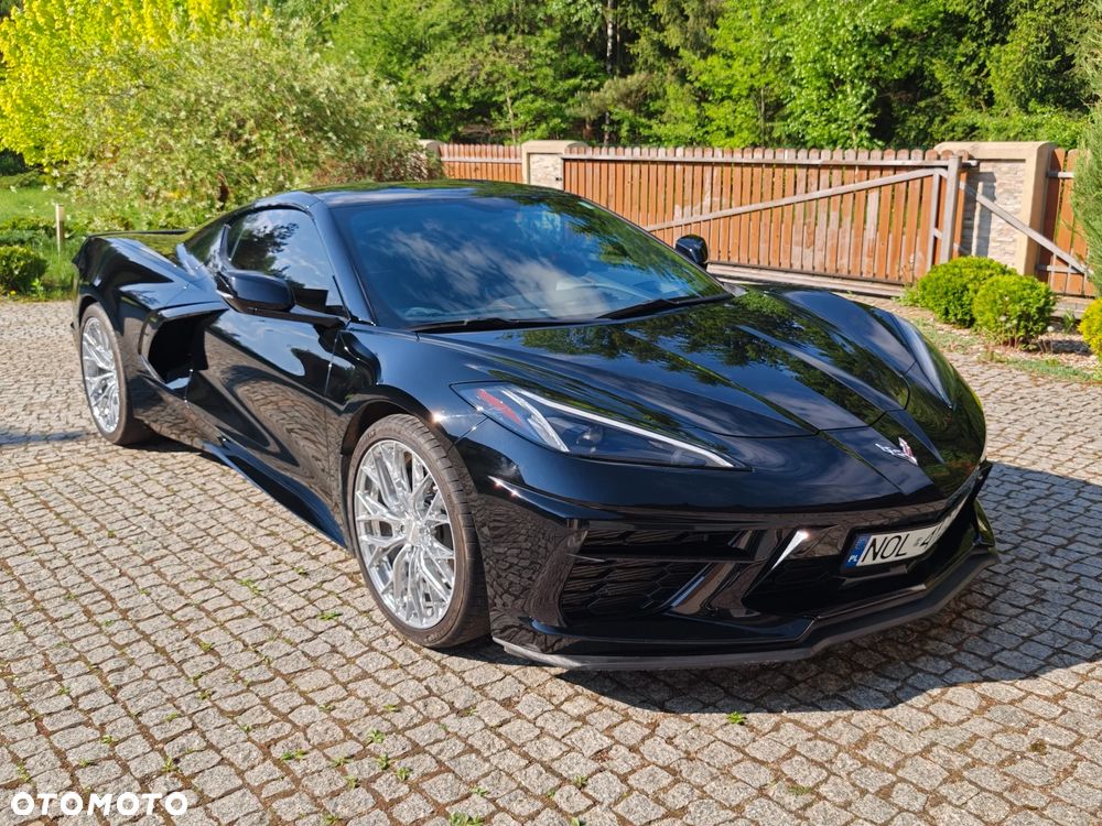 Chevrolet Corvette - 1