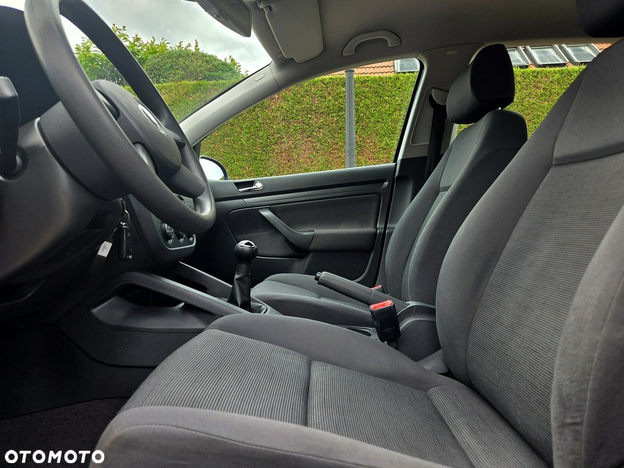 Volkswagen Golf 1.6 Comfortline - 8