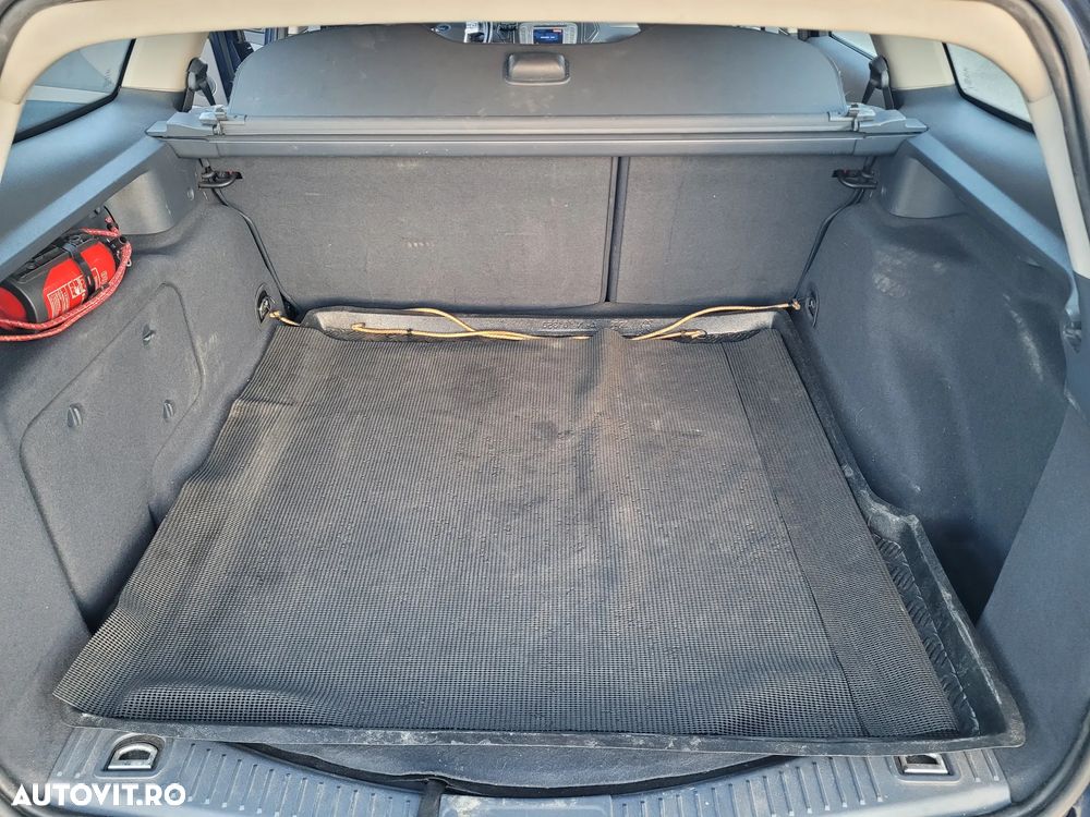 Ford Mondeo 2.0 TDCi Ghia - 7