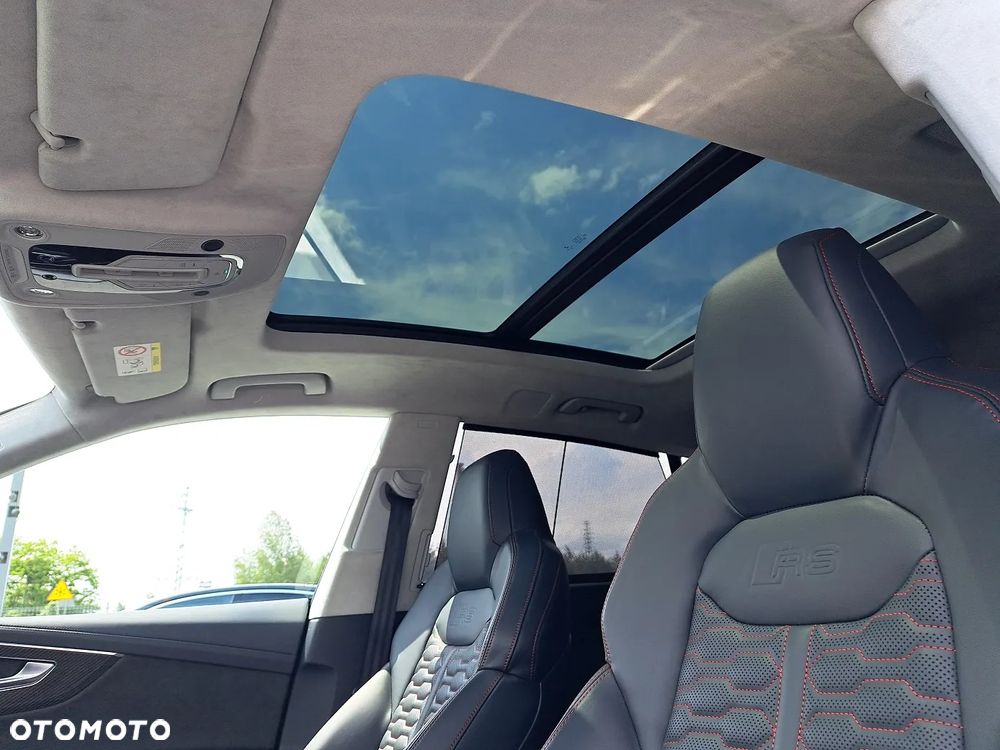 Audi RS Q8 - 20