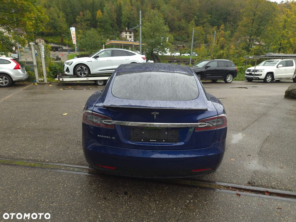 Tesla Model S Standard - 6