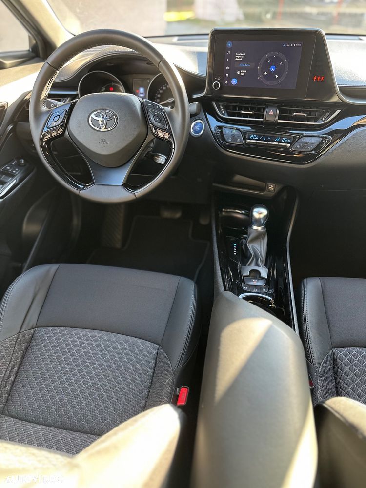 Toyota C-HR 1.8 HSD 4x2 CVT C-lassy LED - 13