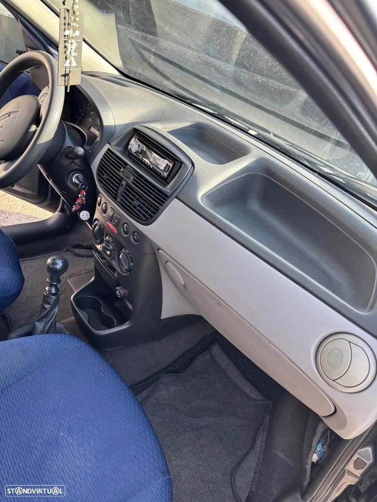 Fiat Punto 1.2 ELX - 15
