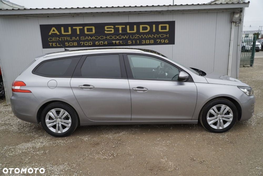 Peugeot 308 BlueHDi 120 Stop & Start Business-Line - 32