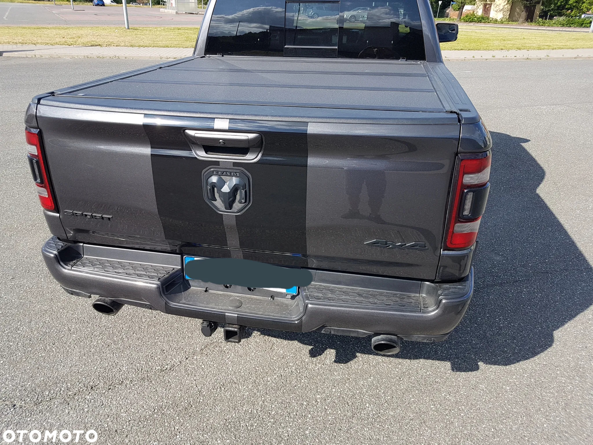 Dodge RAM 1500 5.7 4x4 - 5