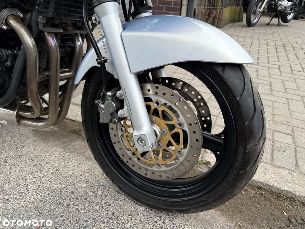 Kawasaki ZR - 24