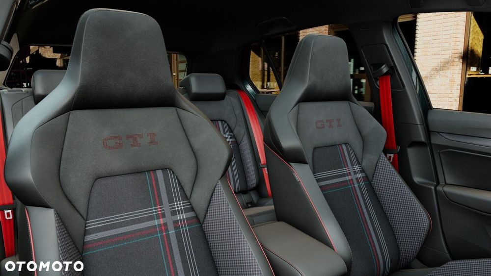 Volkswagen Golf - 11