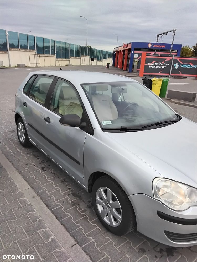 Volkswagen Polo - 8