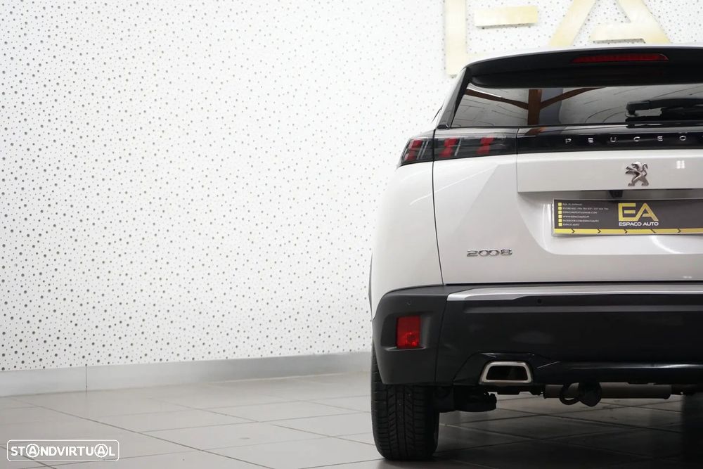 Peugeot 2008 1.2 PureTech Allure Pack EAT8 - 43
